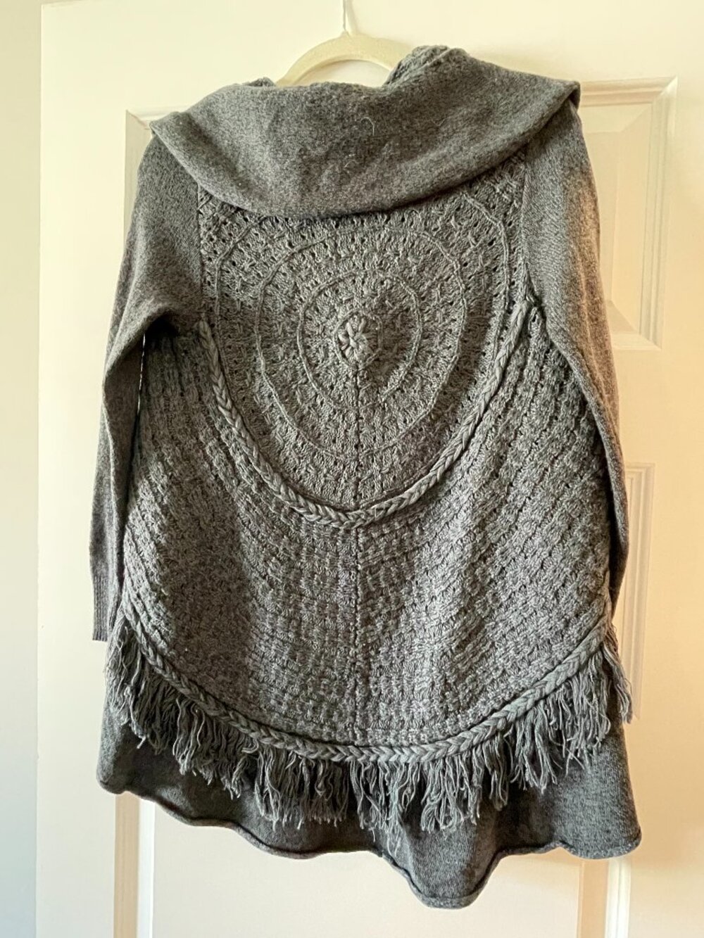 Anthropologie Knitted & Knotted Fringed Circle Crochet Back Cardigan Gray M